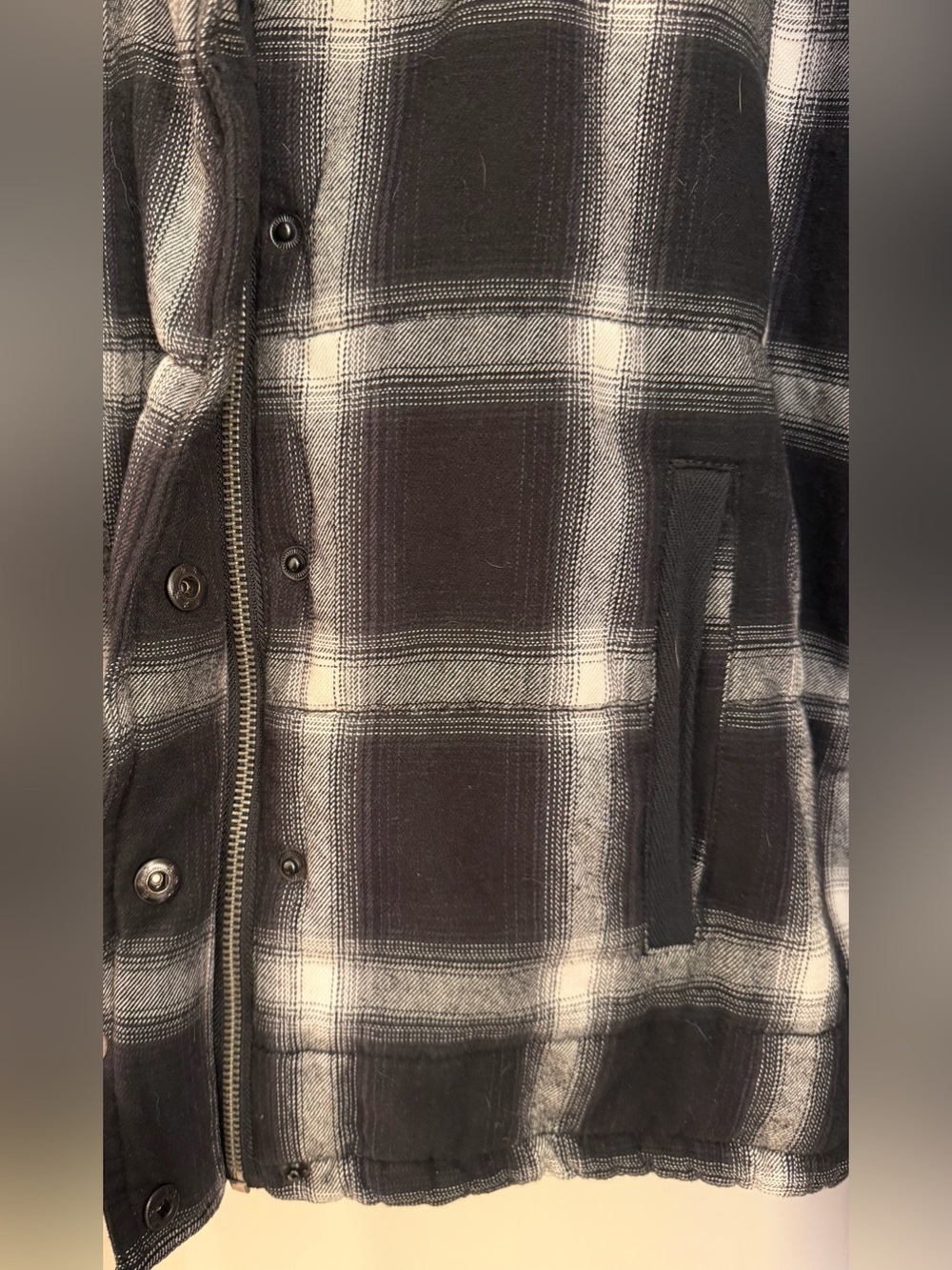 Evereve Lucy Plaid Jacket, Cotton Black/White Plaid, Large - Picture 10 of 15